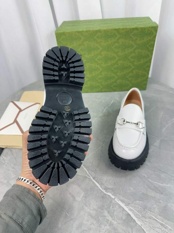 Picture of Gucci Shoes _SKUGuccisz35-4238-46310224.5cmmnf0213